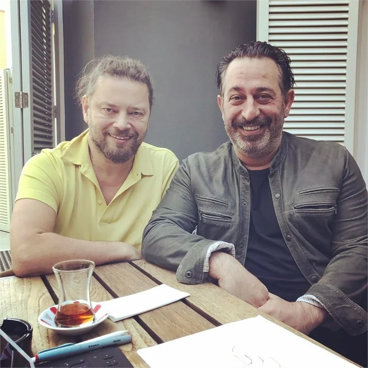 Arif V 216 oyuncu kadrosuna senaryoları teslim edildi