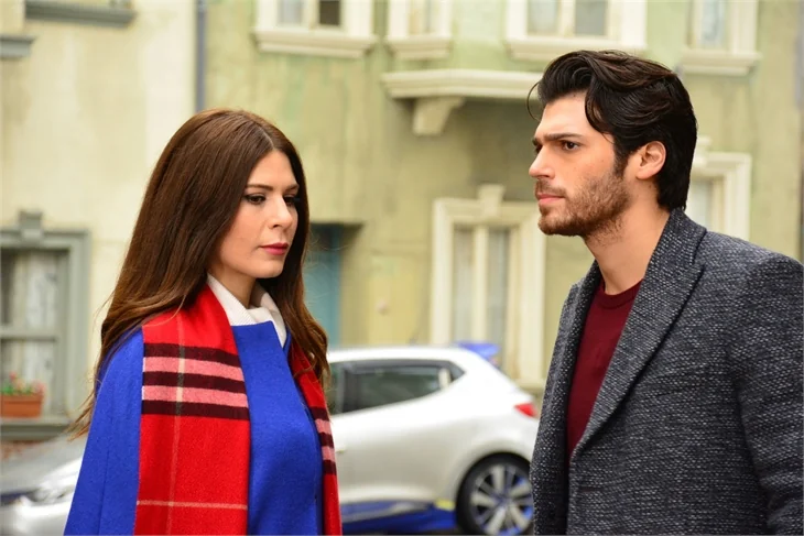 'Hangimiz Sevmedik'e bir usta isim daha!