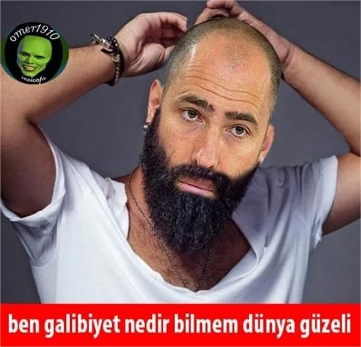 Galatasaray ve Fenerbahçe derbisi capsleri coşturdu