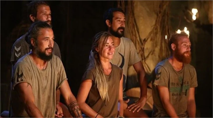 Survivor'da her gün namaz kılan yarışmacı kim?