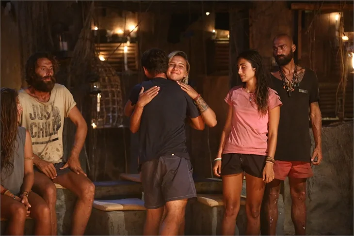 Survivor'da her gün namaz kılan yarışmacı kim?