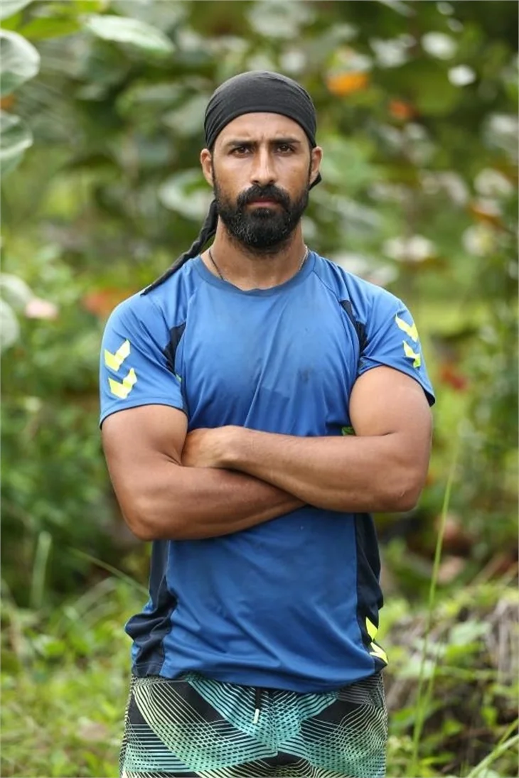 Survivor'da her gün namaz kılan yarışmacı kim?