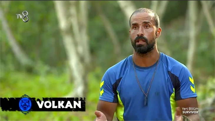Survivor'da her gün namaz kılan yarışmacı kim?