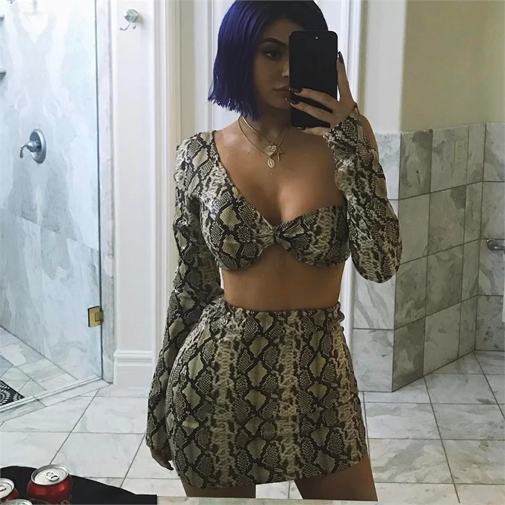 Kylie Jenner'dan olay banyo pozları!