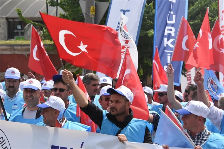 Tüm Türkiye'de 1 Mayıs coşkusu