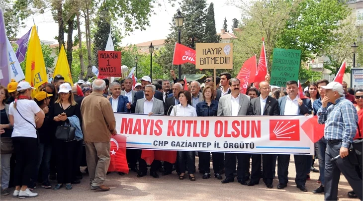 Tüm Türkiye'de 1 Mayıs coşkusu