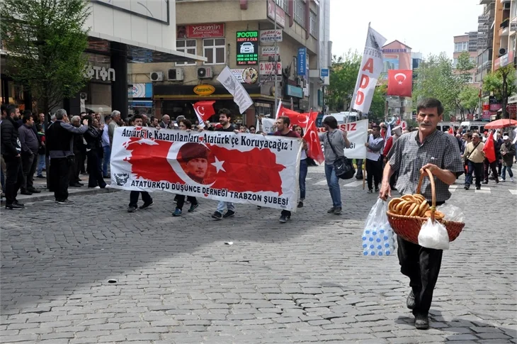 Tüm Türkiye'de 1 Mayıs coşkusu