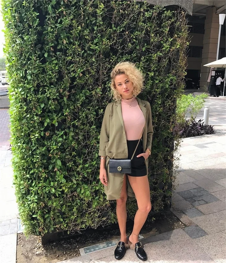 Rose Bertram'dan olay yaratan paylaşımlar