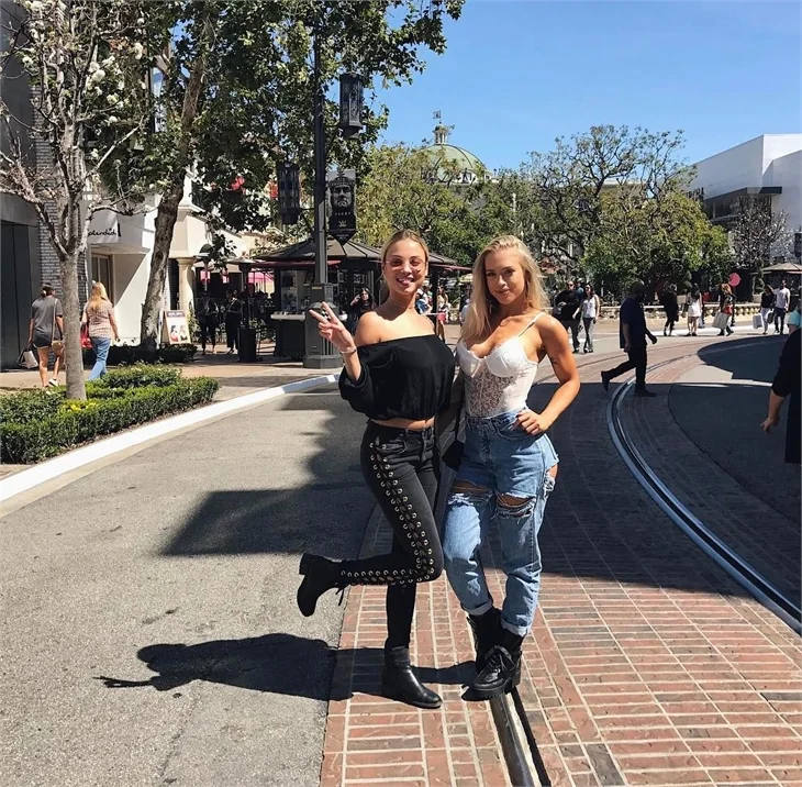 Rose Bertram'dan olay yaratan paylaşımlar