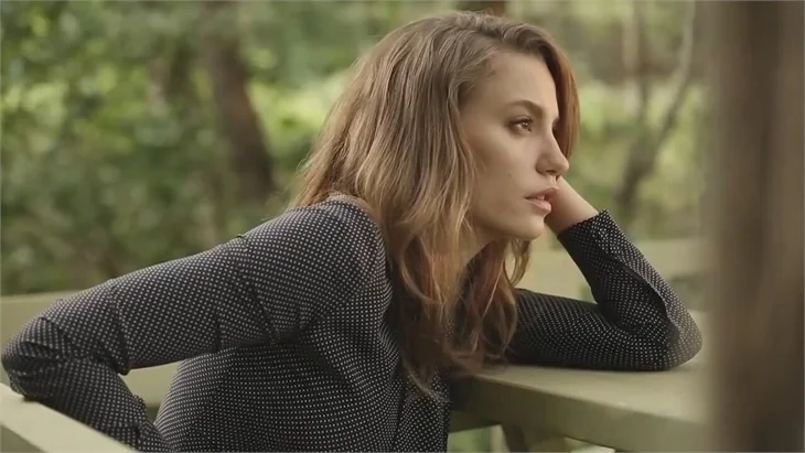 Serenay Sarıkaya'dan milyonluk anlaşma