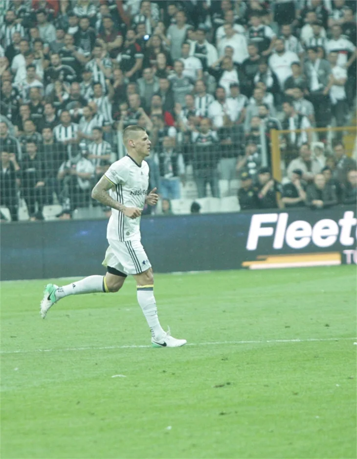 Beşiktaş-Fenerbahçe maçından kareler