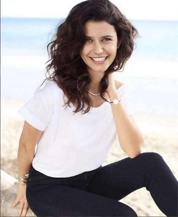 Beren Saat'in 'Tren'i durdu!