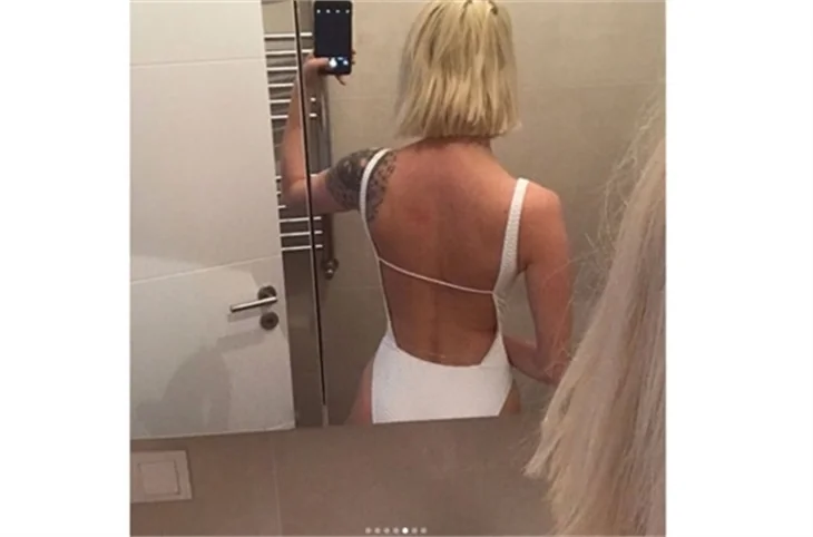 Didem Soydan'ın mayolu fotoğrafları sosyal medyayı salladı