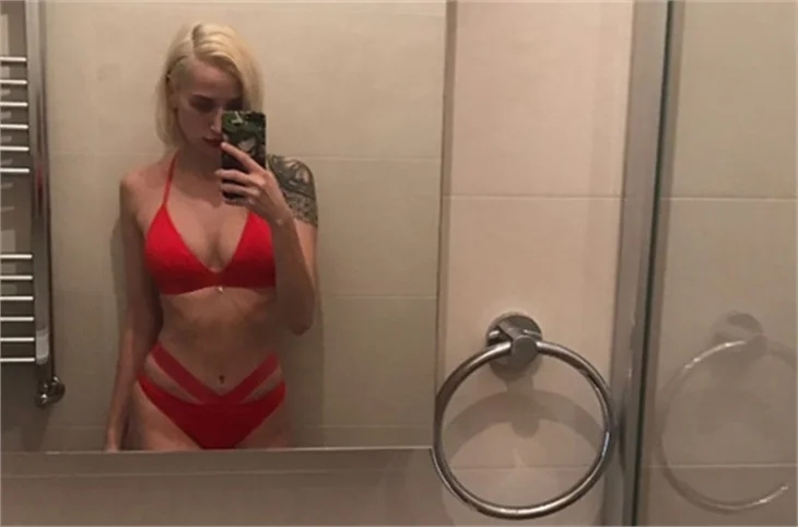 Didem Soydan'ın mayolu fotoğrafları sosyal medyayı salladı