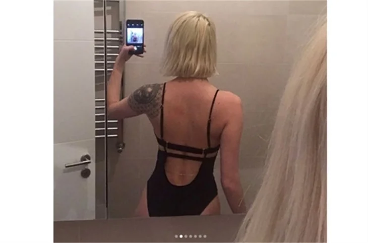 Didem Soydan'ın mayolu fotoğrafları sosyal medyayı salladı