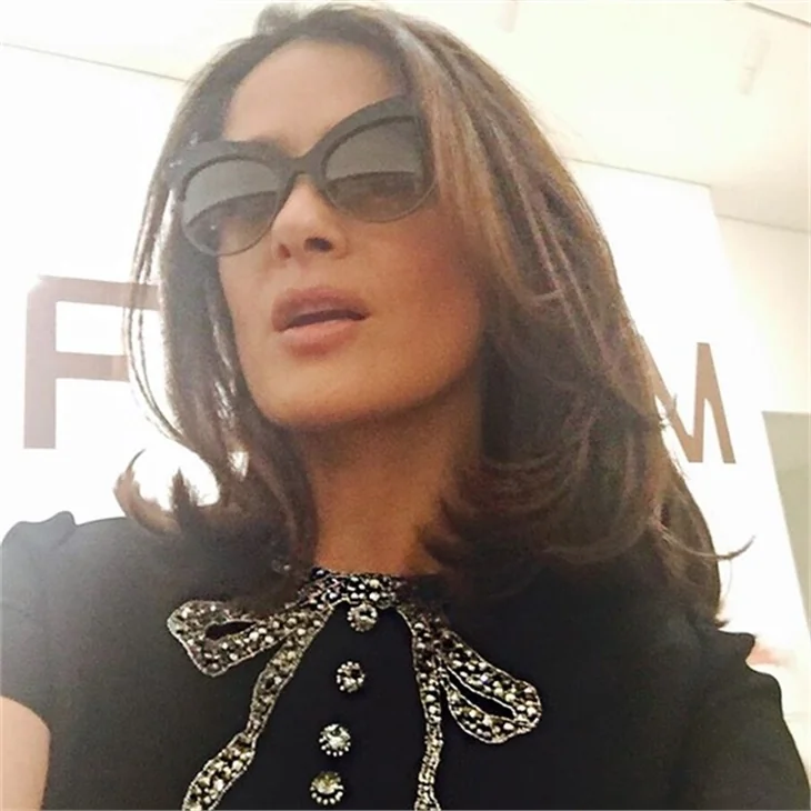 Salma Hayek: Seks bombası imajından kurtuldum