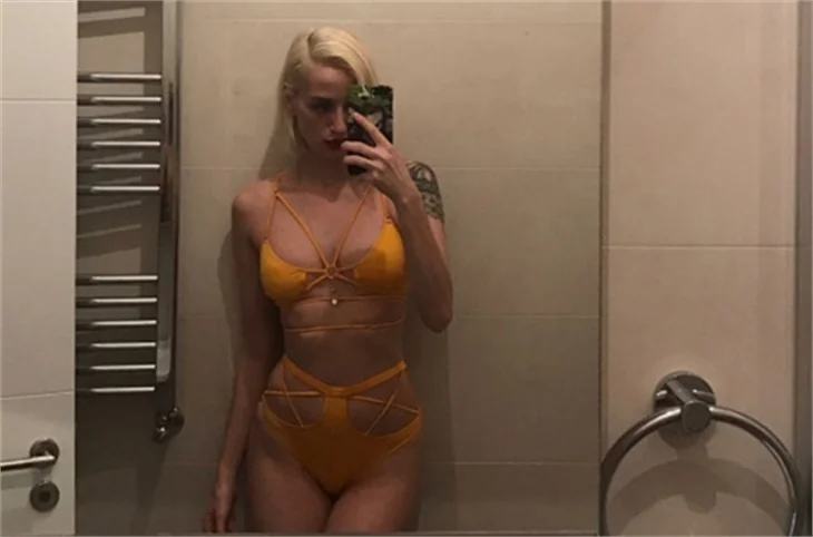 Sevgilisi Didem Soydan'ın verdiği pozları kıskanıyor mu?