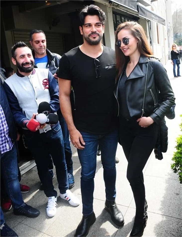 Burak Özçivit fiyatı duydu, vazgeçti!