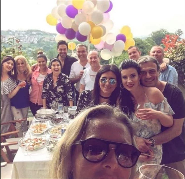 Kutsi'den Feyza Çıpa'ya doğum günü sürprizi!