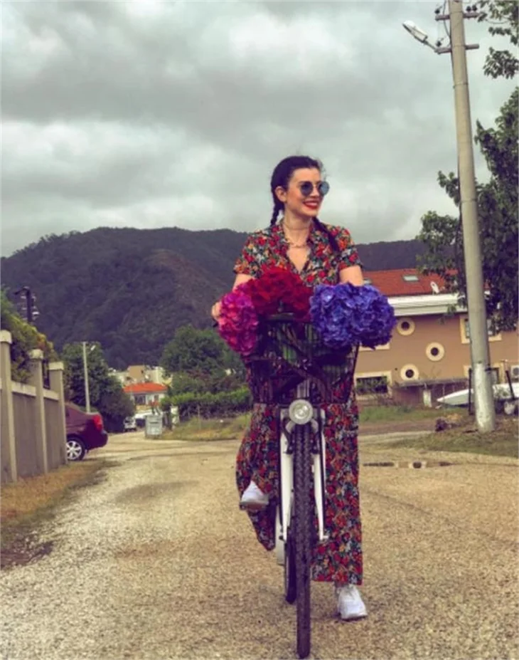 Kutsi'den Feyza Çıpa'ya doğum günü sürprizi!