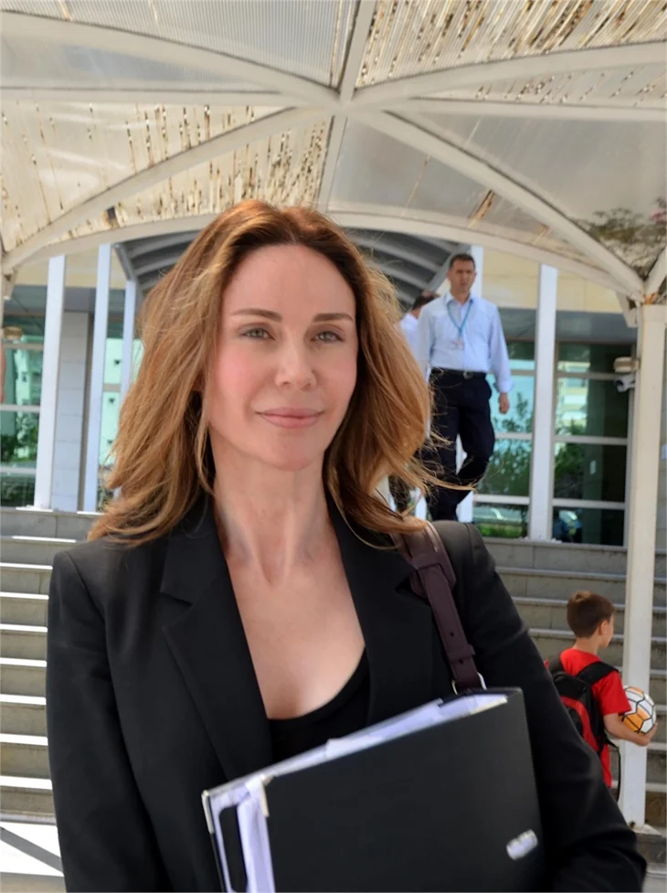 Demet Şener, boşanma davası için Antalya'da