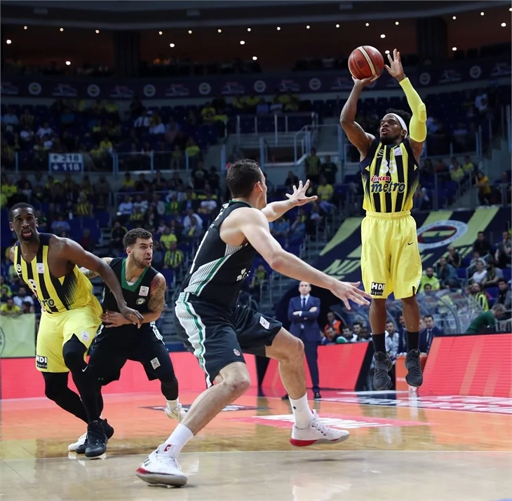 Fenerbahçe - Darüşşafaka Doğuş: 94 - 72