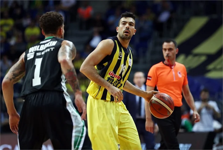 Fenerbahçe - Darüşşafaka Doğuş: 94 - 72