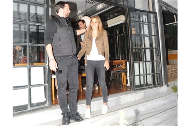 Kerem Tunçeri-Aslışah Alkoçlar aşkı son sürat devam ediyor!