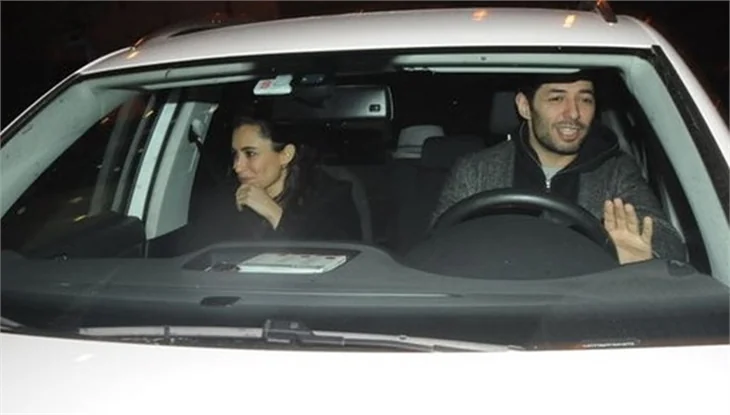 Hande Doğandemir'den Mert Fırat'a destek!