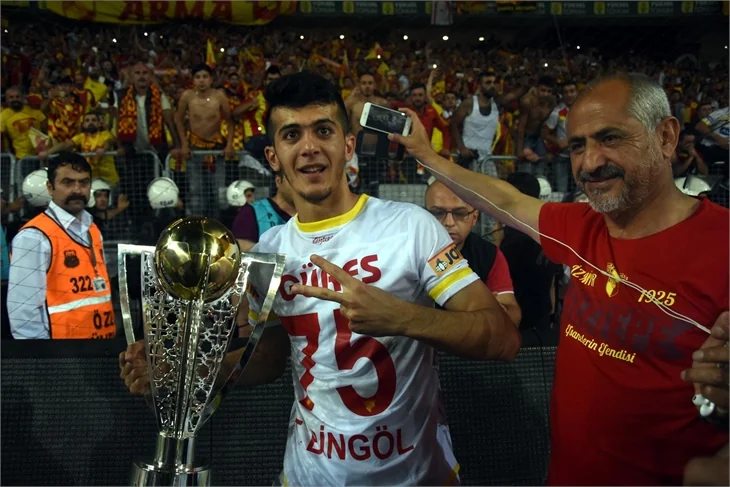 Göztepe, 14 yıl sonra Süper Lig'de