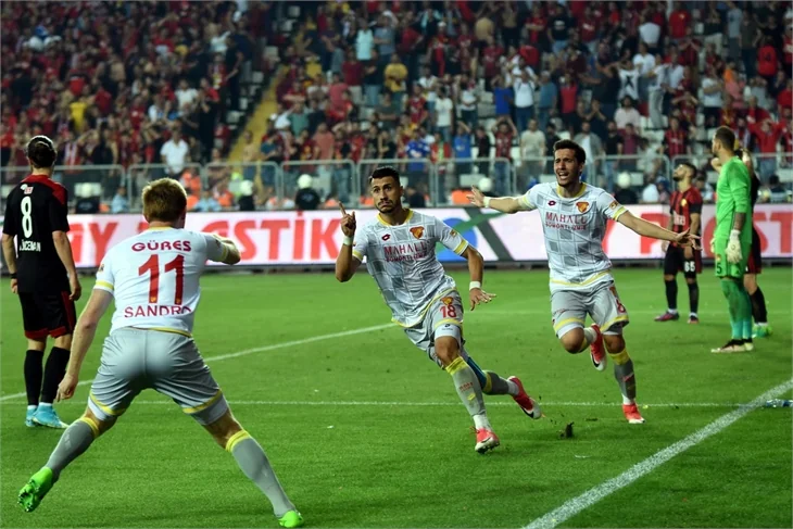 Göztepe, 14 yıl sonra Süper Lig'de