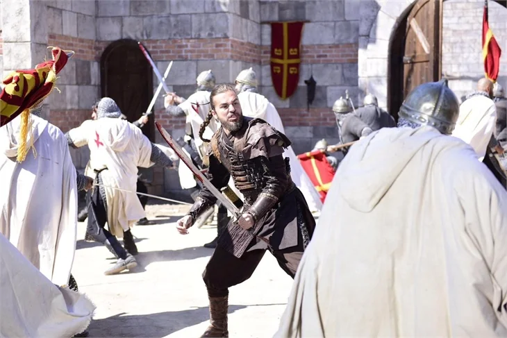 Diriliş Ertuğrul'da sürpriz ayrılık!