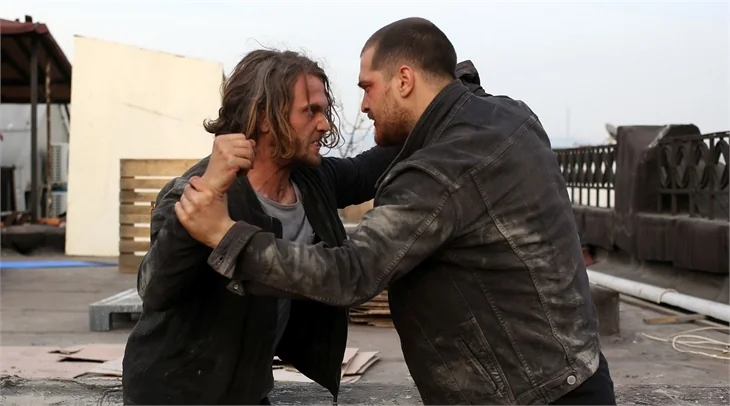 "İçerde"de deprem!