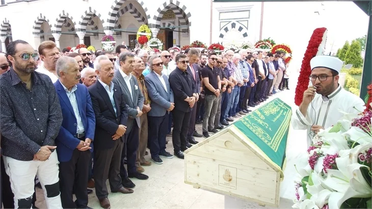 Yılmaz Vural'ı acı gününde futbol camiası yalnız bırakmadı