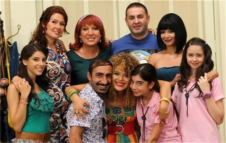 Birsu Demir büyüdü! Alemin Kıralı'nın Oben'iydi...