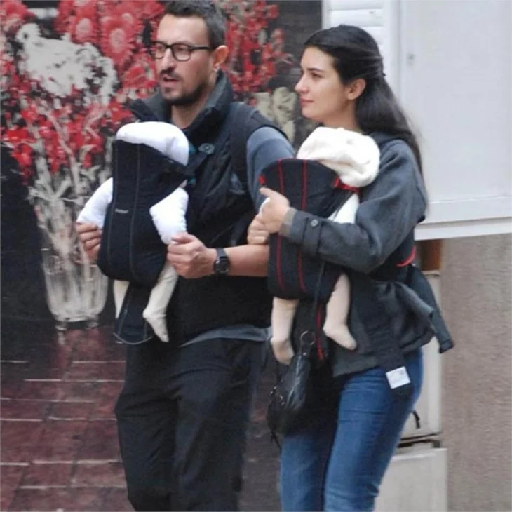 Tuba Büyüküstün ve Onur Saylak tek celsede boşandı!