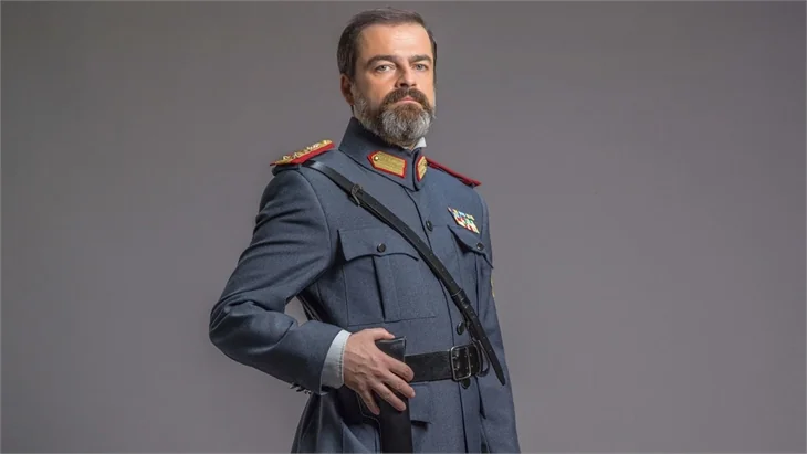 Vatanım Sensin'de şok ayrılık!