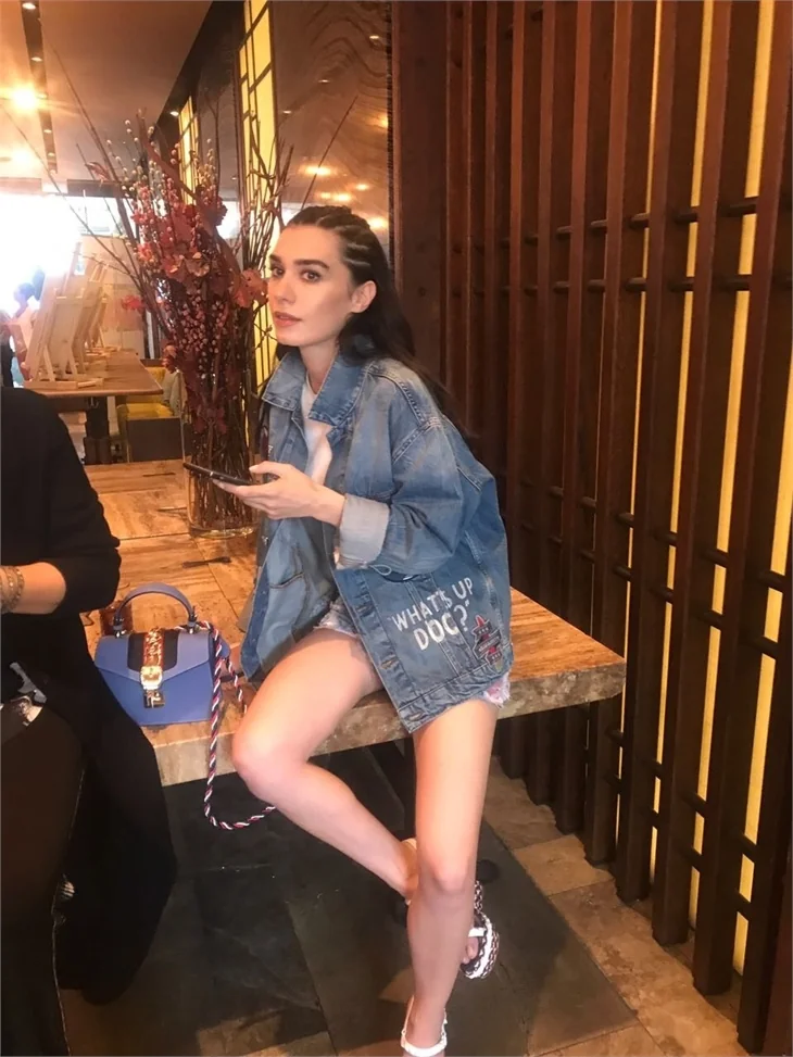 Burcu Kıratlı'nın Temmuz sürprizi!