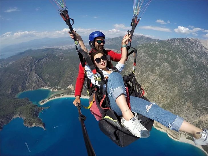Fethiye'de yamaç paraşütüne Çin ilgisi