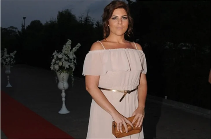 Pelin Öztekin yeni aşka yelken açtı!