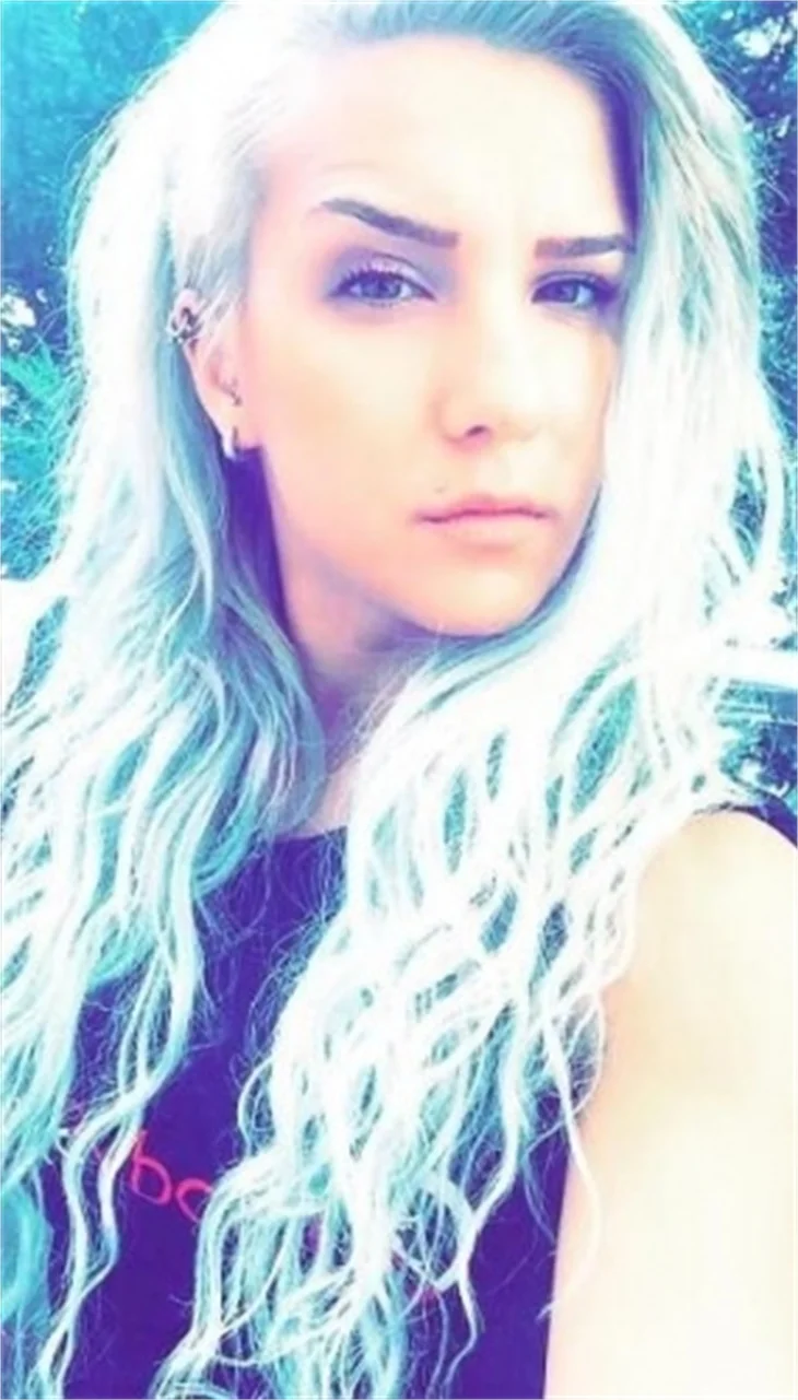 Survivor Elif Şadoğlu'nun şaşırtan hayatı...