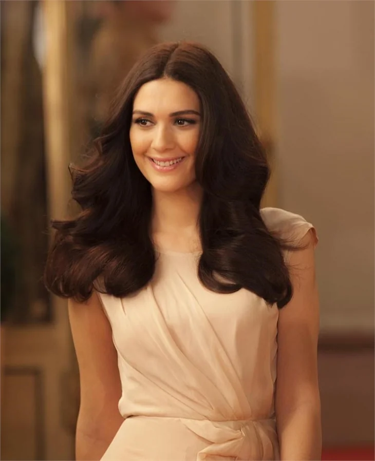 İşte Bergüzar Korel'in yeni imajı!