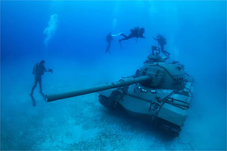 Kaş'ta dört mevsim dalış için kollar sıvandı