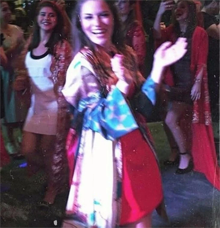 Fahriye Evcen'in kınasından ilk kareler geldi