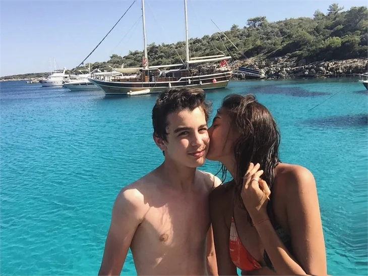 Ünlülerin 2017 tatil pozları