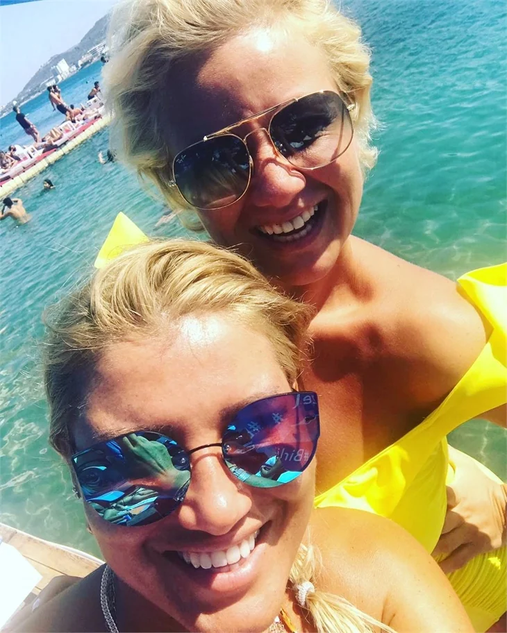 Ünlülerin 2017 tatil pozları