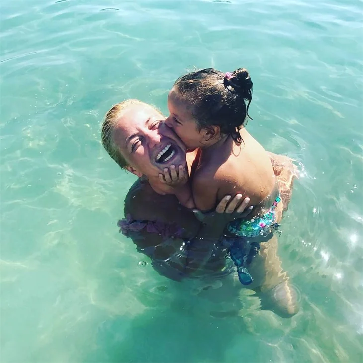 Ünlülerin 2017 tatil pozları