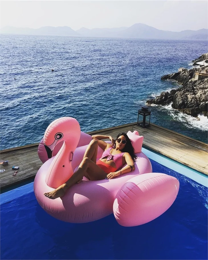 Ünlülerin 2017 tatil pozları