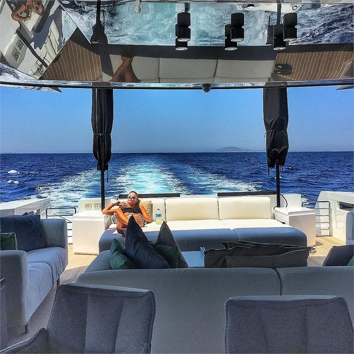 Ünlülerin 2017 tatil pozları