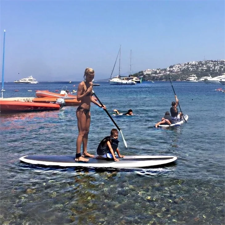 Ünlülerin 2017 tatil pozları